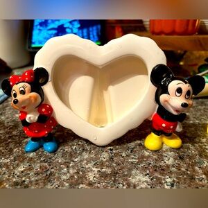 Vintage Mickey and Minnie ceramic frame!